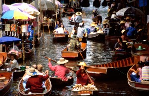 The floating markets of Damnoen Saduak, Thailand