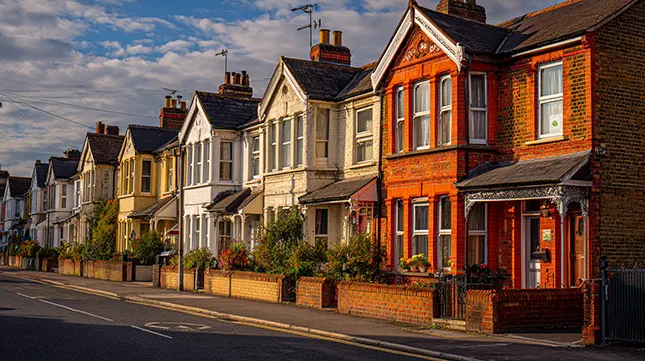 Finding Somewhere to Live in the UK